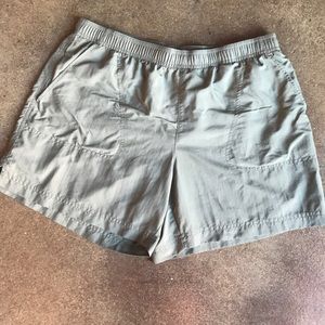 Columbia Olive Green Shorts